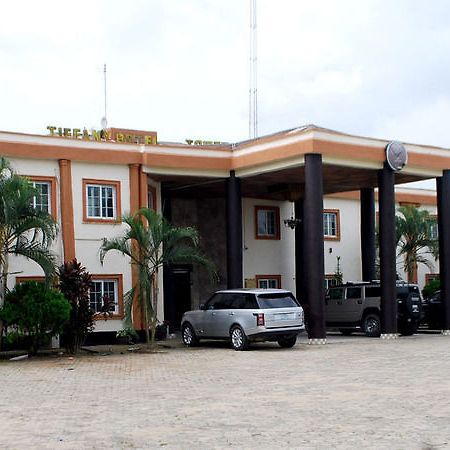 Tiffany Hotel And Towers Imogwu-Agwa Exteriér fotografie