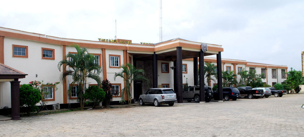 Tiffany Hotel And Towers Imogwu-Agwa Exteriér fotografie